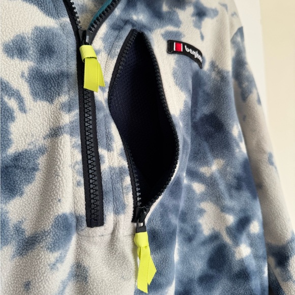 Berghaus 1/4 zip fleece in tie die print - Picture 4 of 8
